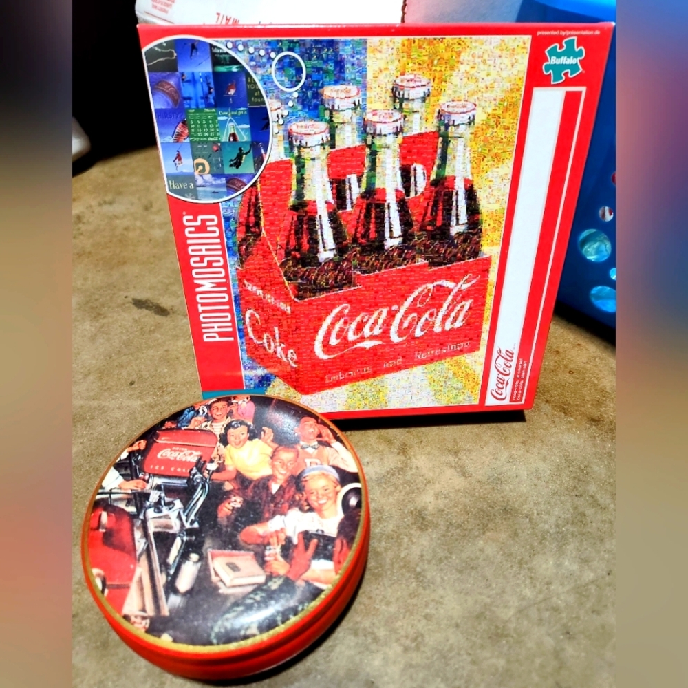 Coca-Cola 1000pcs Puzzle And Themed Tin Box